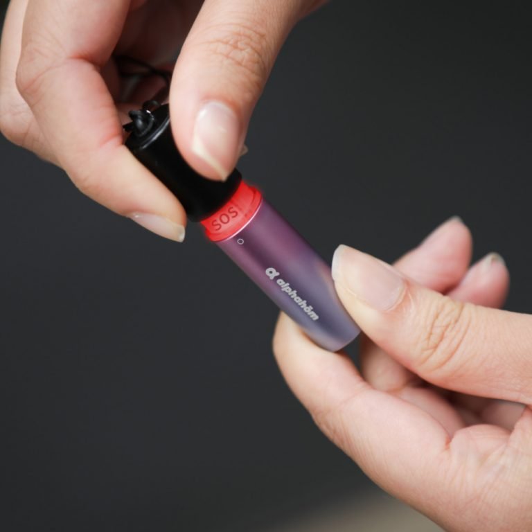 Care Go Smart Personal Alarm Aurora closeup