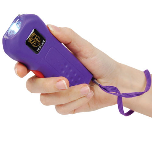 Trigger Stun Gun Flashlight purple in hand
