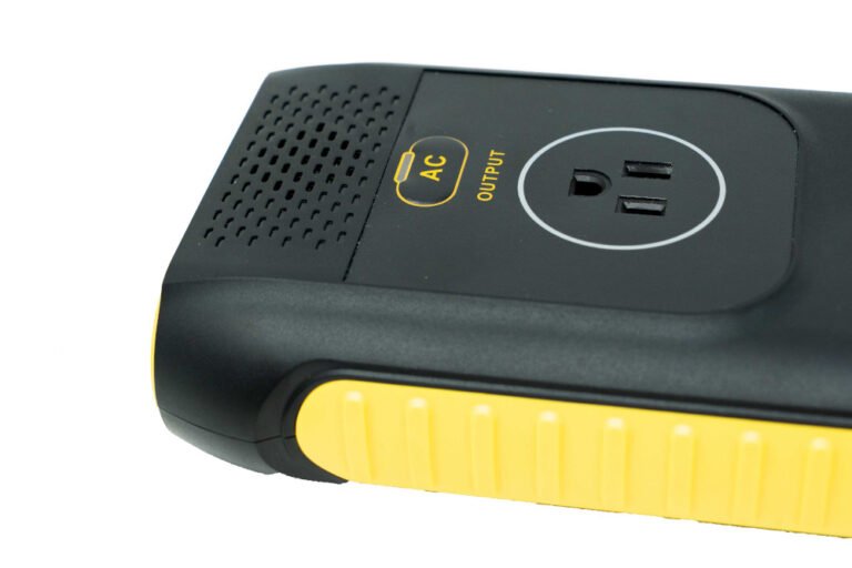 Lion Cub GO Portable Generator left top