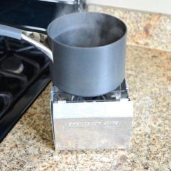 BobcatStove w pot