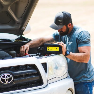 Lion Cub JC jumping car battery