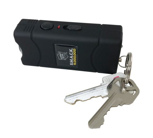 Streetwise 16M SMACK Stun Gun - on side with keys