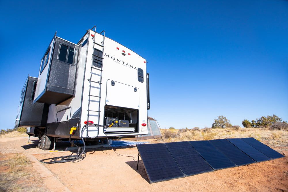 Lion Safari ME in RV w/ solar panels